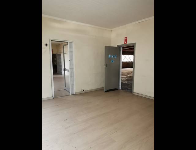Warehouse property to rent in HERIOTDALE